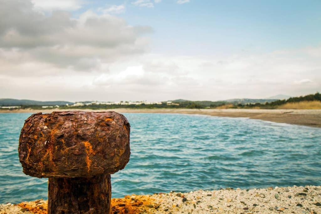 Anthony In South Rhodes-plimmiri * Plimmiri